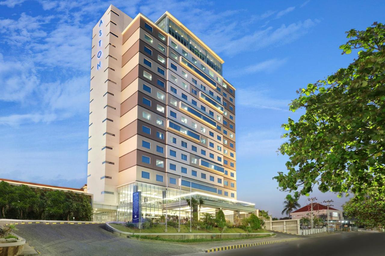 Aston Kupang Hotel & Convention Center Extérieur photo