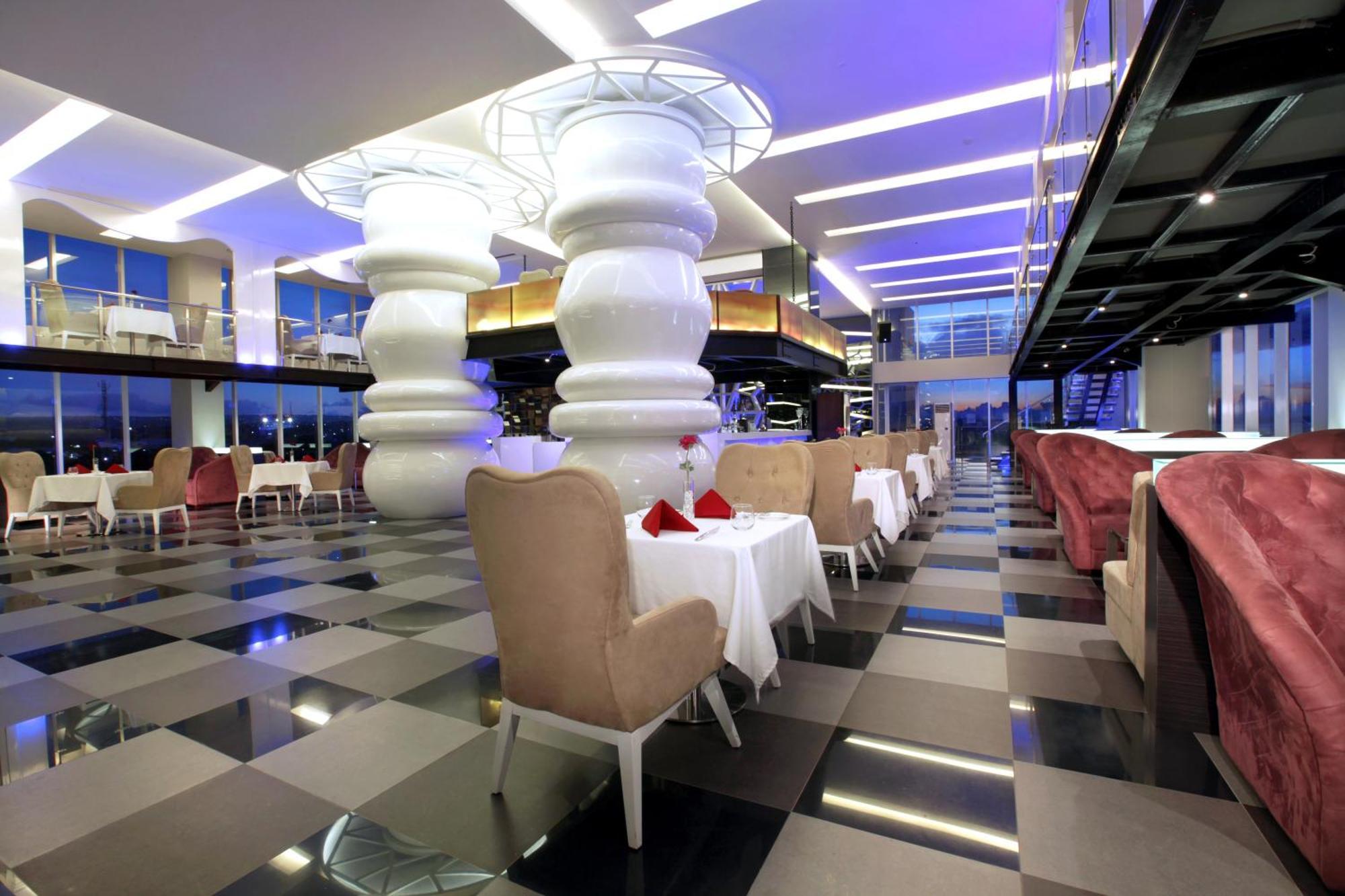 Aston Kupang Hotel & Convention Center Extérieur photo